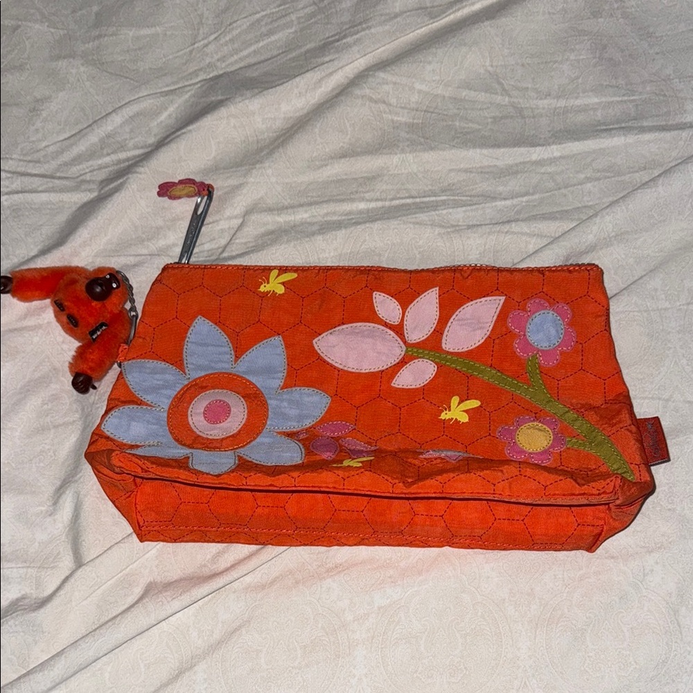 Kipling cosmetic bag